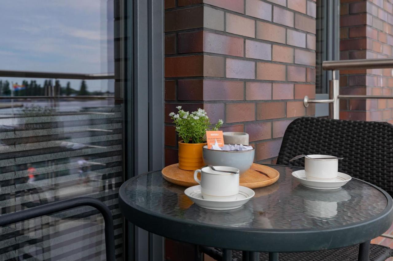 Przestronny Apartament Z Balkonem - Przy Porcie - Swinoujscie By Noclegi Renters Buitenkant foto